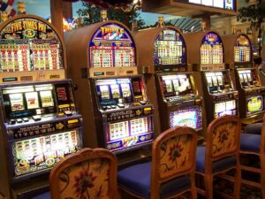 Lire la suite à propos de l’article Un habitant de Fontaine Leveque gagne au jackpot au casino en ligne